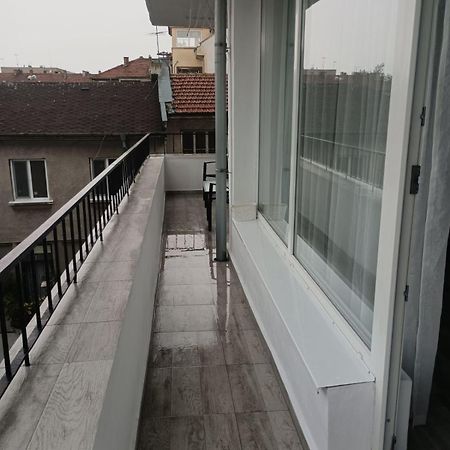 Yanakiev'S Central Apartment Burgas City Eksteriør billede