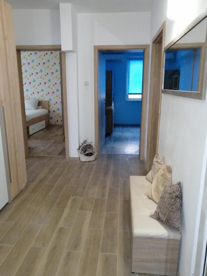 Yanakiev'S Central Apartment Burgas City Eksteriør billede