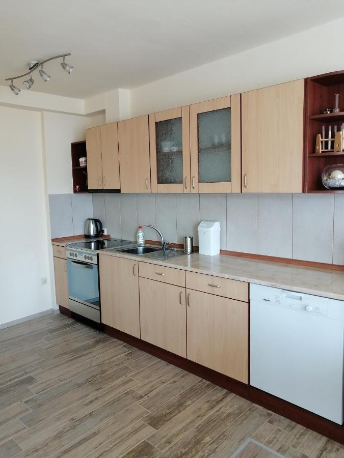 Yanakiev'S Central Apartment Burgas City Eksteriør billede